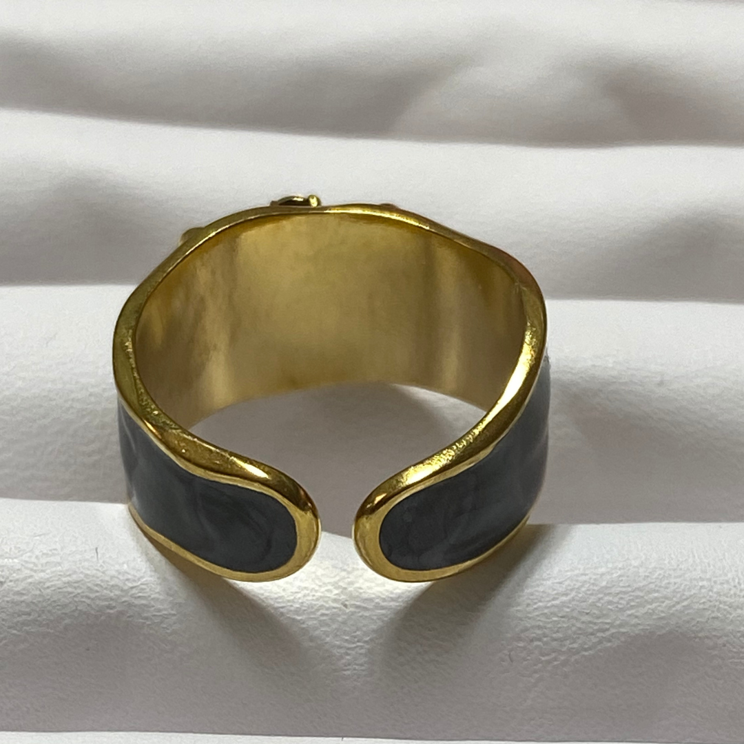 Queen Bee Cuff Ring